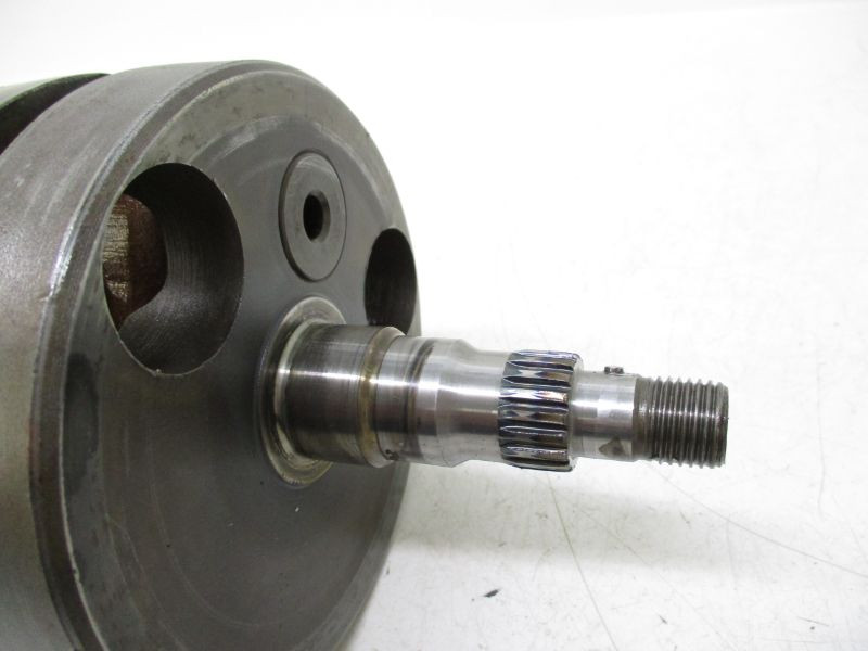 83 Suzuki RM 250 Crank Crankshaft 12200-14312 1983 - cyclesrus.net